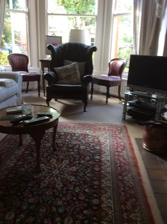 Belfast B&B Bed & Breakfast
